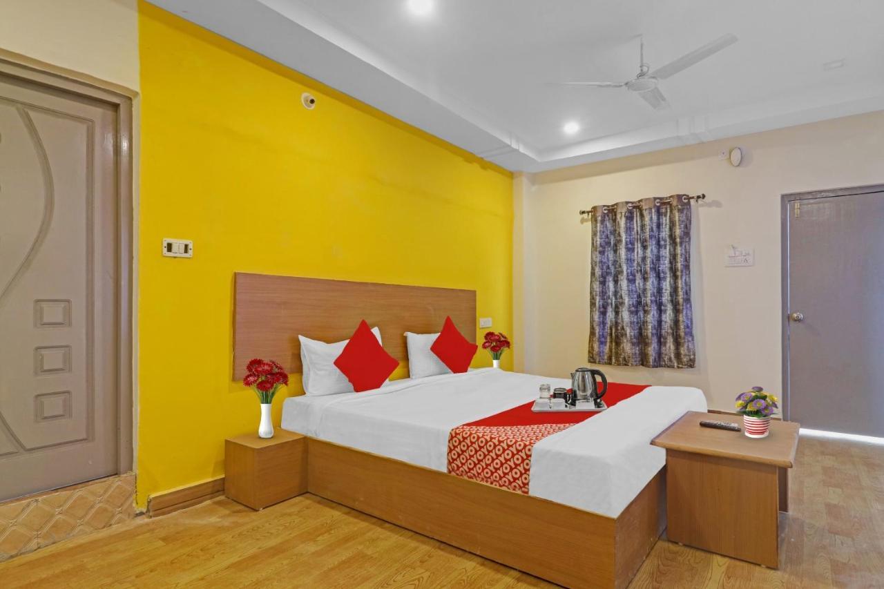 OYO 91582 Hotel Lavish Stay Hyderabad Exterior foto