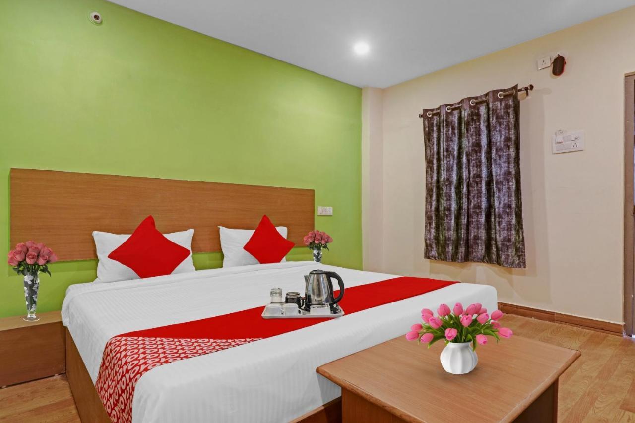 OYO 91582 Hotel Lavish Stay Hyderabad Exterior foto