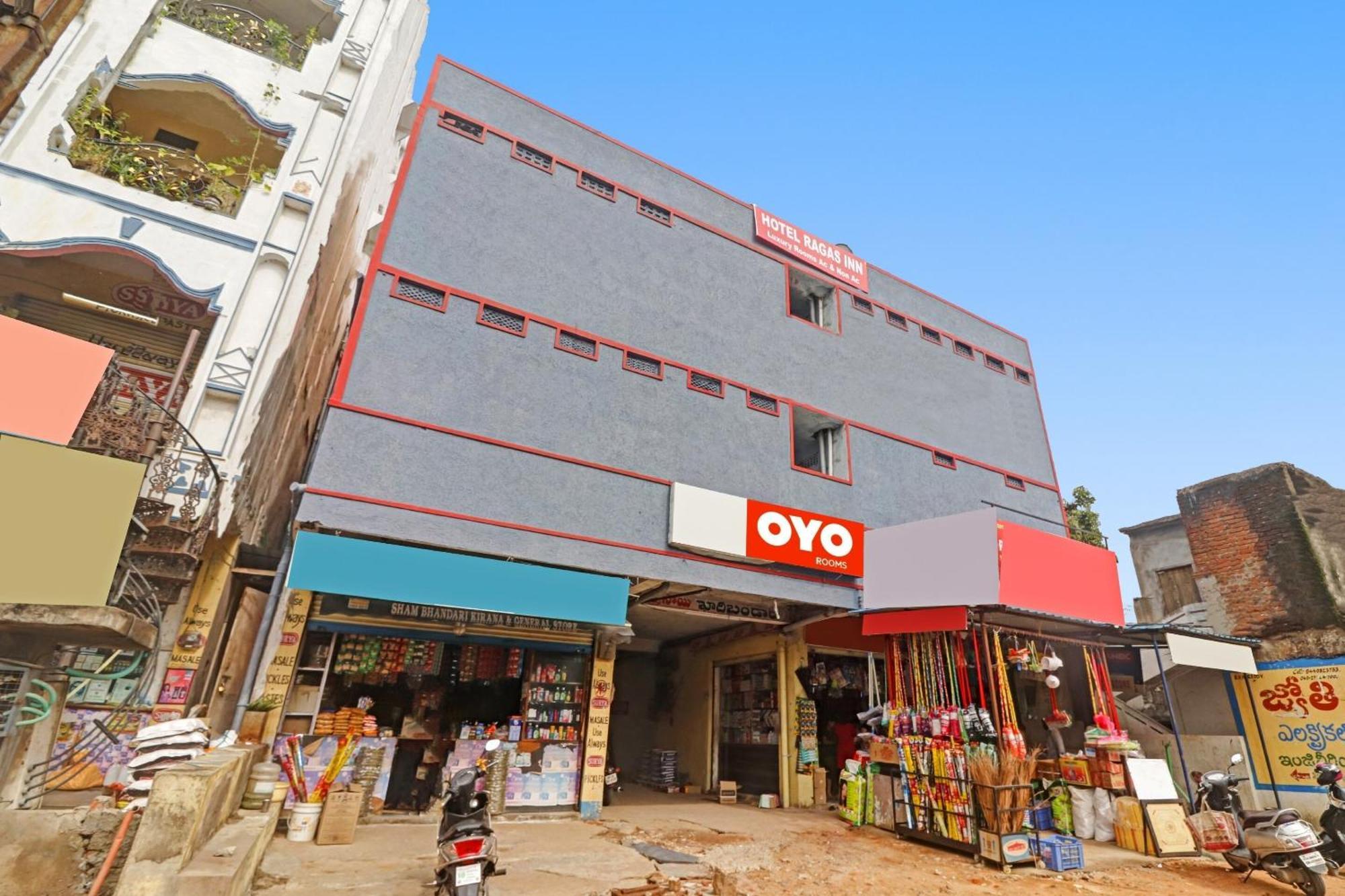 OYO 91582 Hotel Lavish Stay Hyderabad Exterior foto