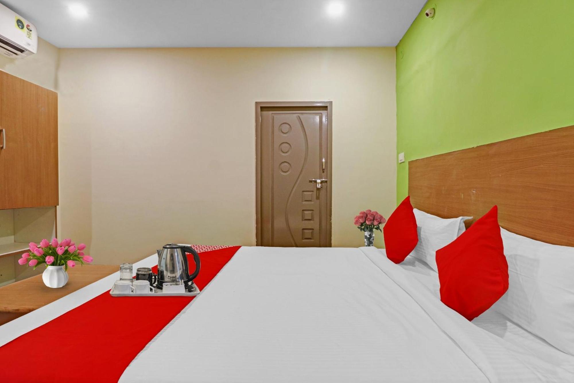 OYO 91582 Hotel Lavish Stay Hyderabad Exterior foto