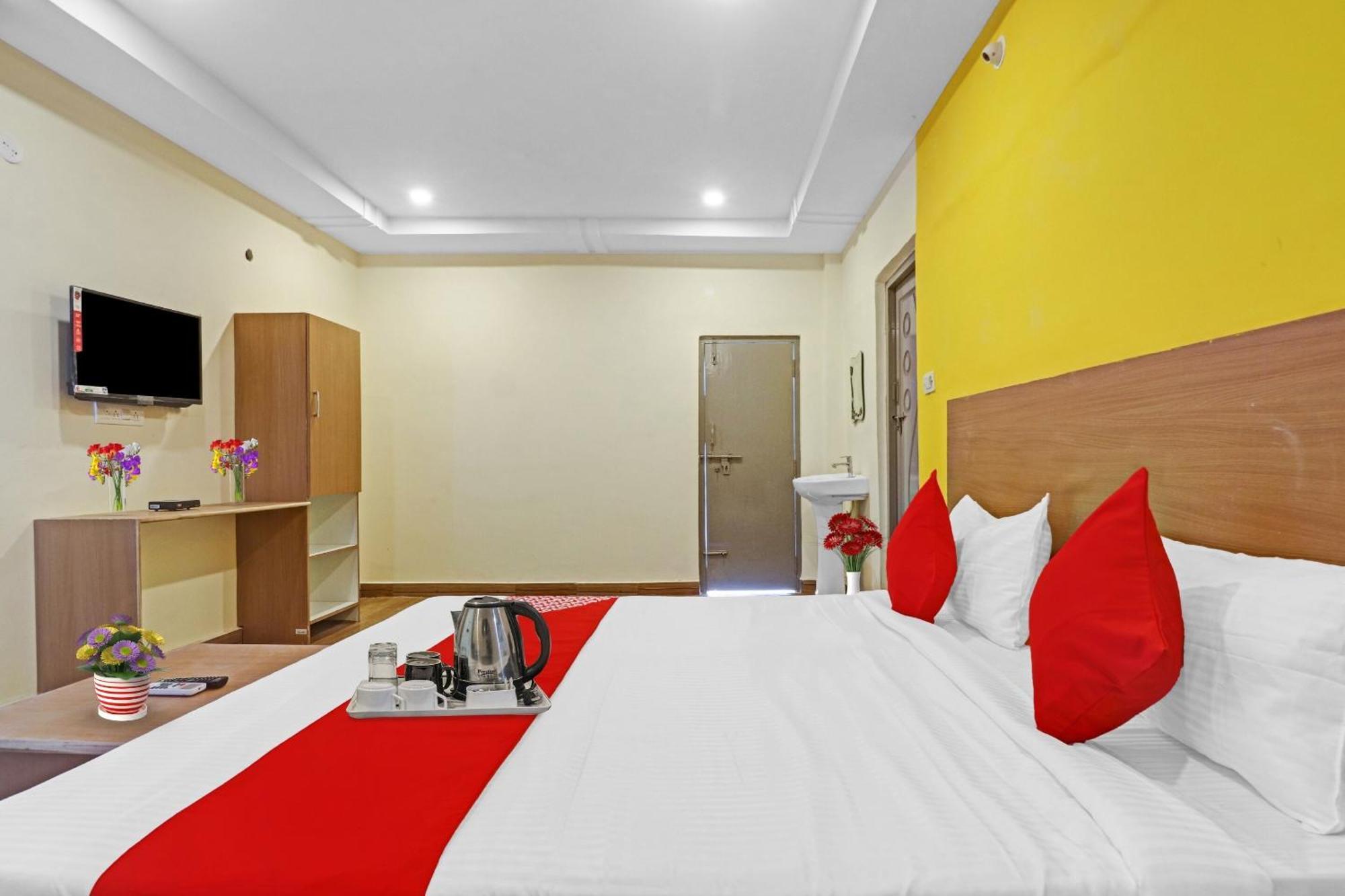 OYO 91582 Hotel Lavish Stay Hyderabad Exterior foto