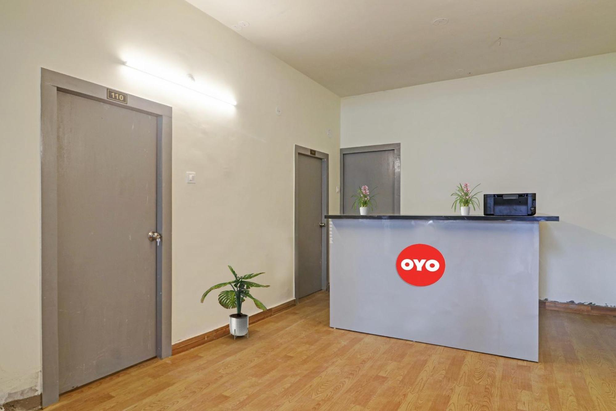 OYO 91582 Hotel Lavish Stay Hyderabad Exterior foto